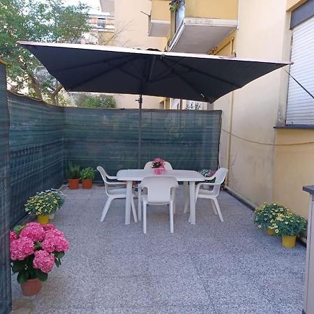 La Casa Di Lila - Appartamento Con Ingresso Indipendente E Spazio Esterno Rapallo Kültér fotó